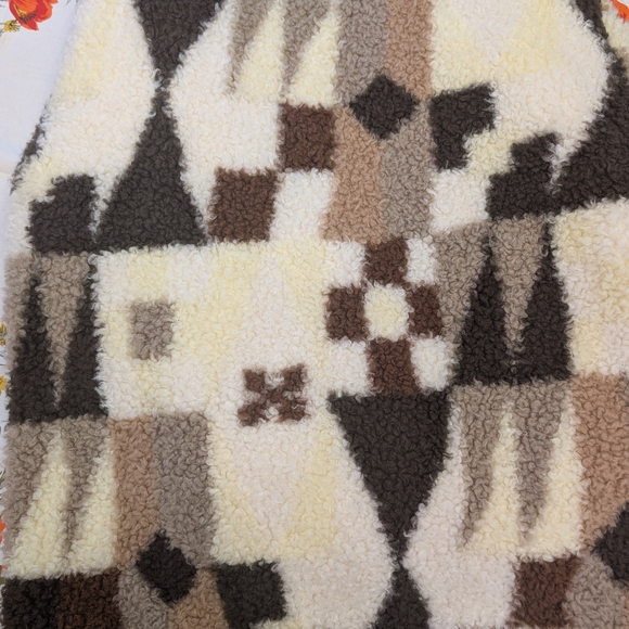 Wilfred Multicolor Patterned Jacket - Picture 7 of 15